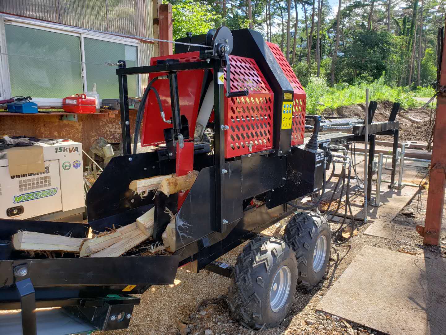 Power Tools Video - Wysokowydajna, nowa maszyna do obróbki drewna