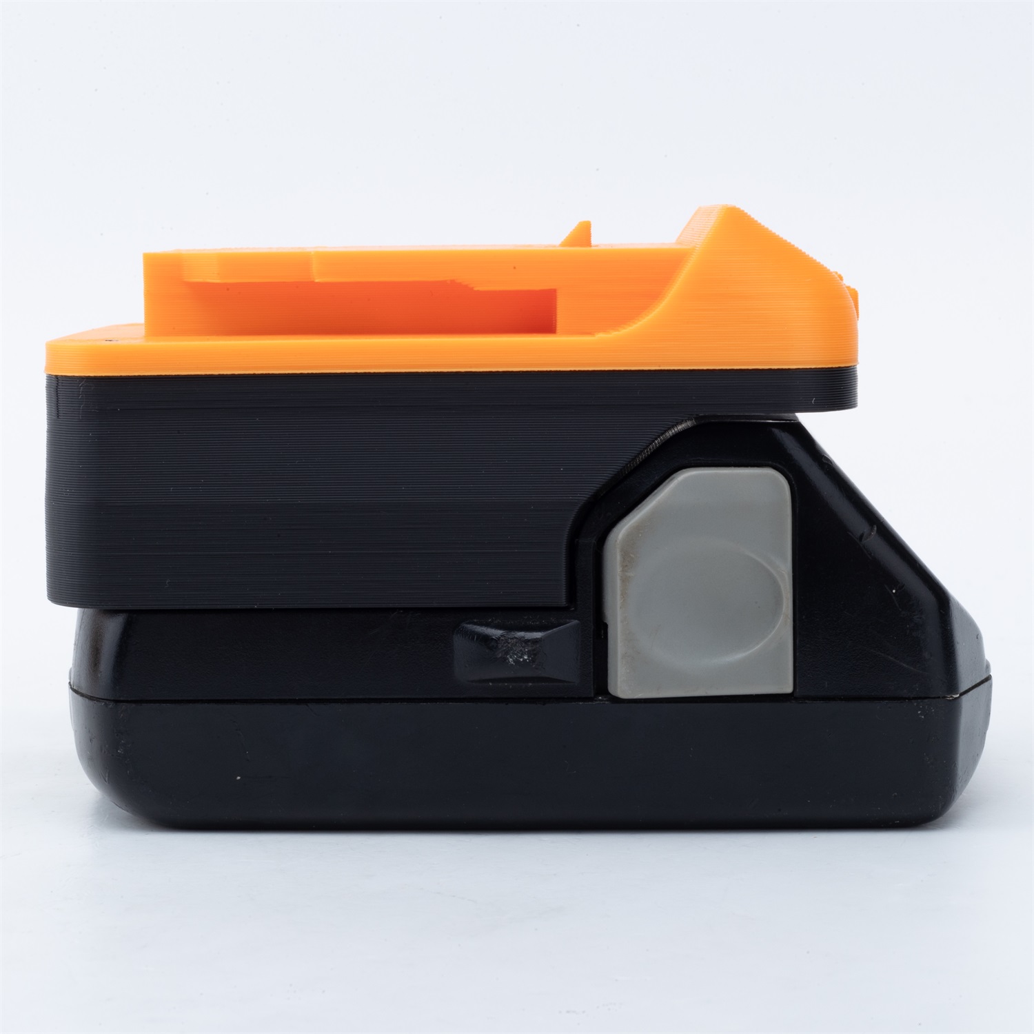 Adapter baterii Hitachi do HiK – Power Tools Hikoki recenzja i cena